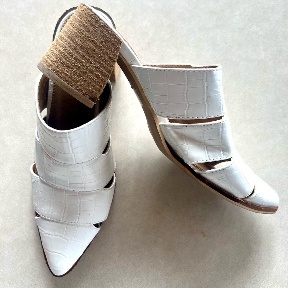 BEAST FASHION White Croc-Embossed Mules